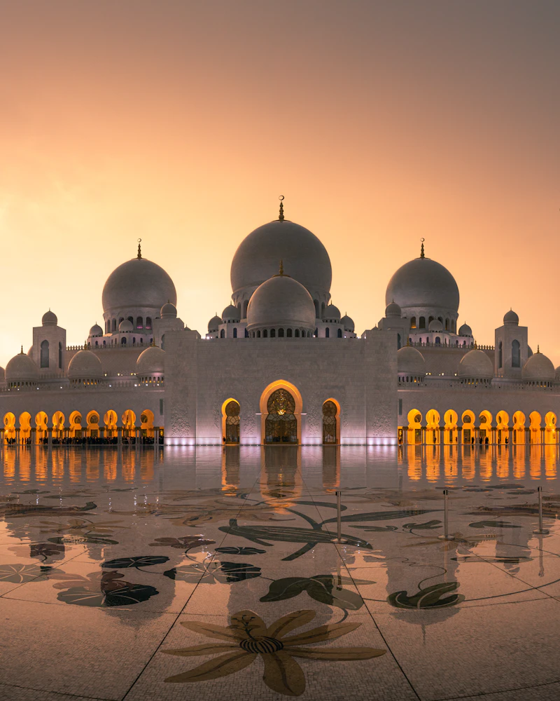 Luz e sombra na cúpula do Louvre Abu Dhabi
